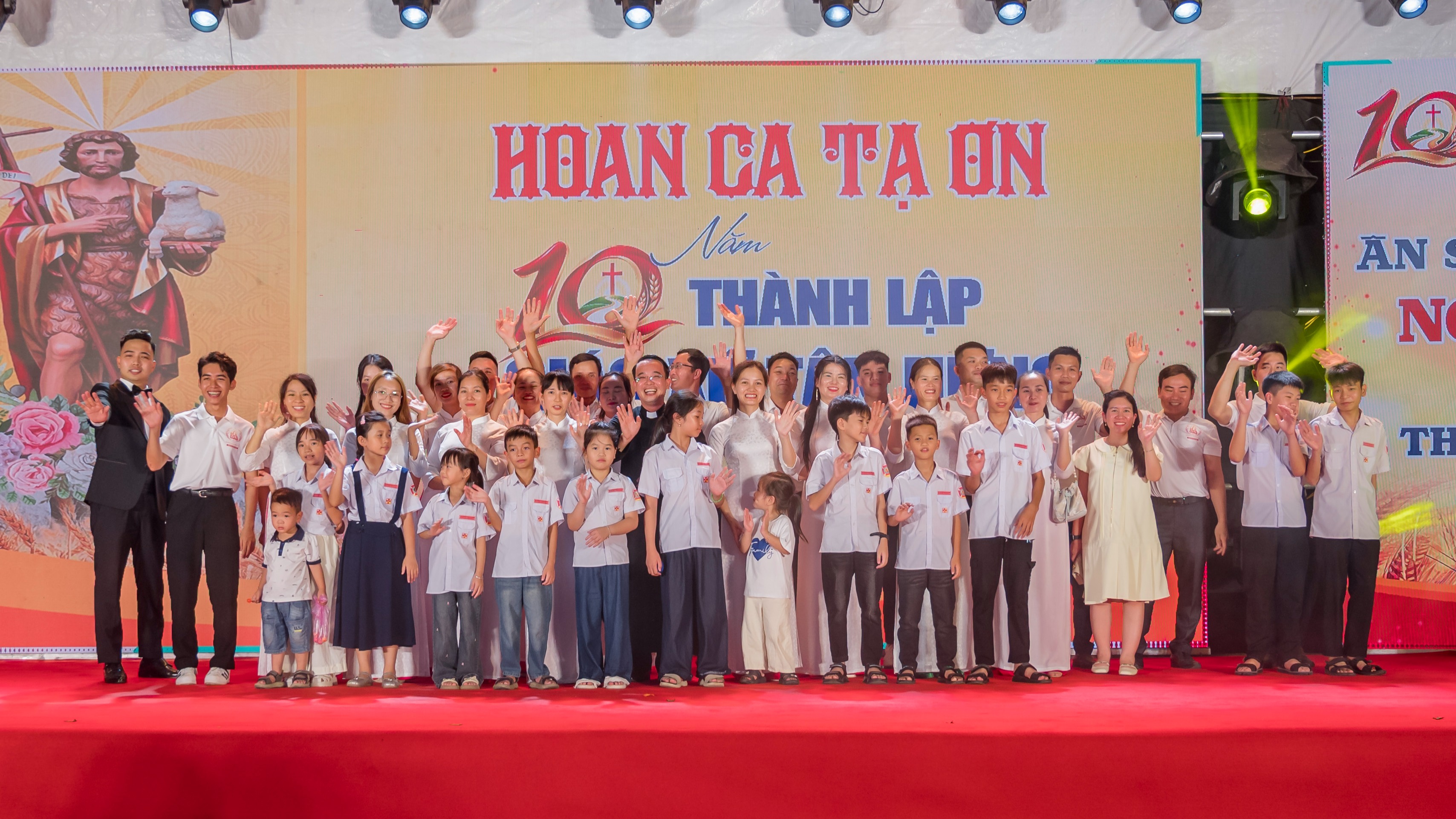 Giáo xứ Tân Hưng mừng kính Thánh Quan thầy và kỷ niệm 10 năm thành lập Giáo xứ